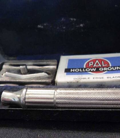 Gillette Safety Razor Set WWII