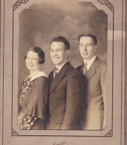 Single-Family Genealogy Photographs